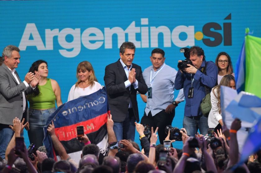 Elecciones Argentina: Massa gana y se medirá con Milei en la segunda vuelta
