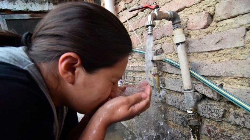 El Sedes gestiona dotación de pastillas para potabilizar el agua