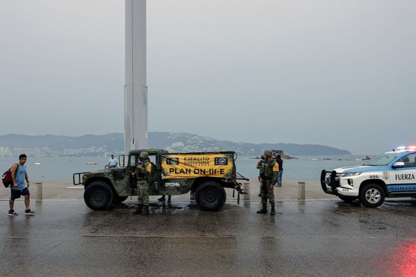 Inundaciones y destrozos en Acapulco tras la llegada del poderoso huracán Otin