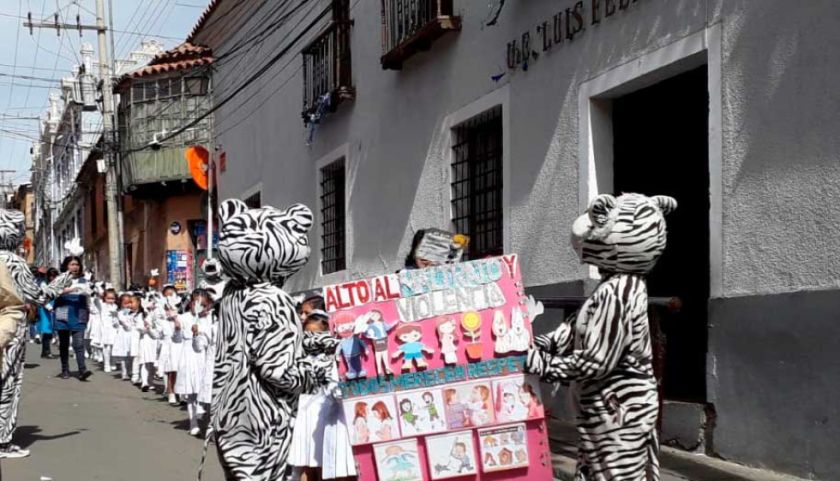 Niñas de kínder piden el cese de la violencia y que haya paz