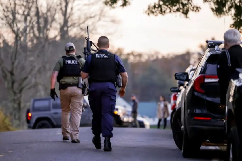 Unos 80 agentes del FBI buscan al principal sospechoso de los tiroteos de Maine (EE.UU.)