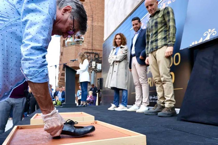 “Mamá”, de Miguel Azurmendi, mejor corto de ficción en España