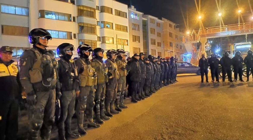 573 policías vigilarán  cementerios de Potosí durante Todos Santos
