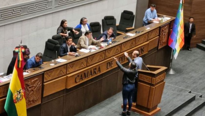 Eligen al diputado potosino “arcista” Israel Huaytari como presidente de Diputados en polémica sesión