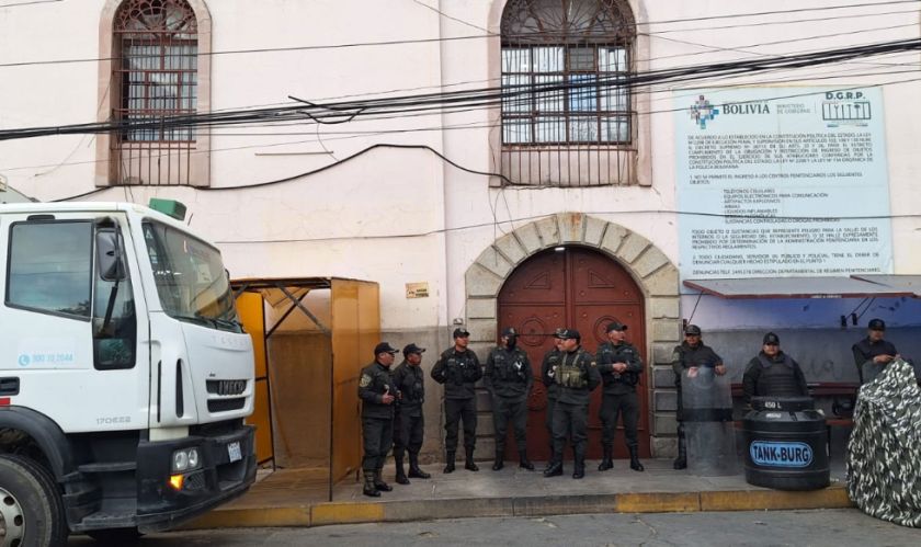 Protesta de reclusos obliga a suspender la audiencia donde Marcel Rivas buscaba libertad