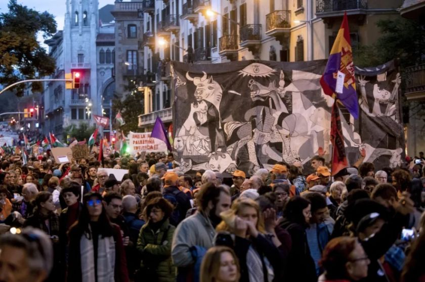 Miles de personas se manifiestan en varias ciudades europeas en apoyo de Palestina