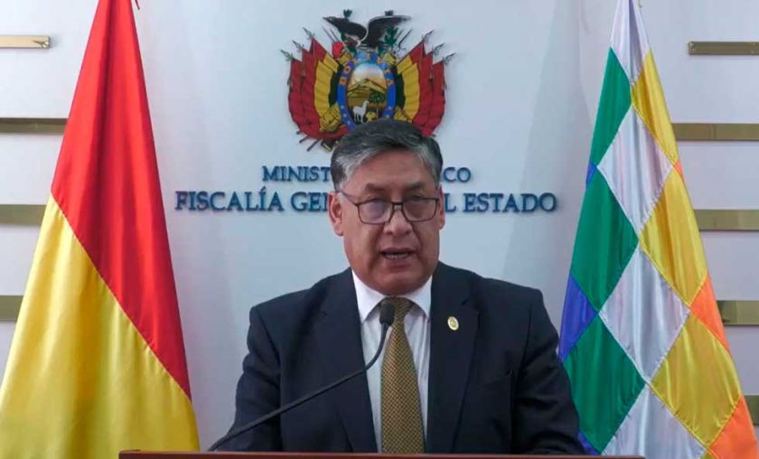 Fiscal General tilda de ‘ilegales’ decisiones a favor de Añez