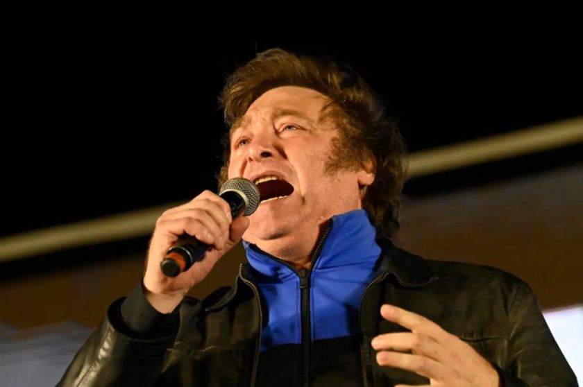 Elecciones Argentina: Massa y Milei cierran sus campañas