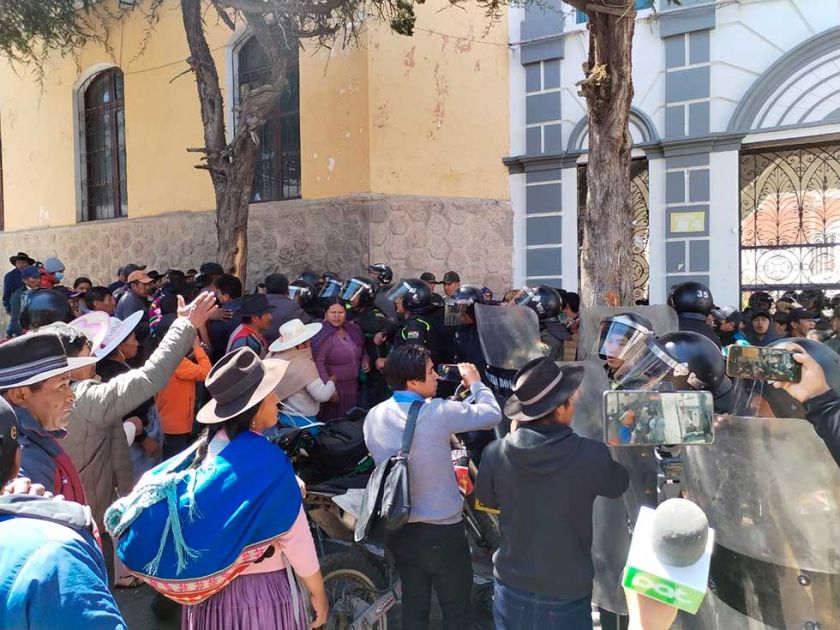 Resolución jurídica enfrenta a los comunarios del distrito 18