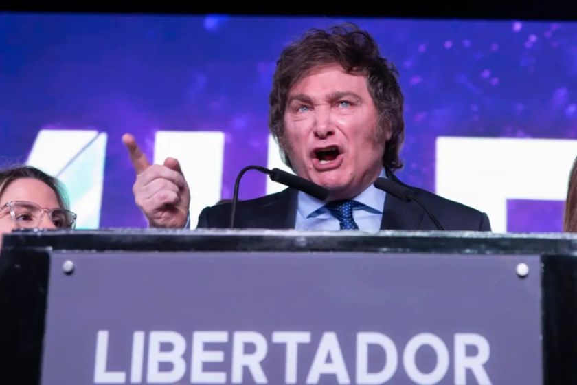 Quién es Javier Milei, el candidato ultraderechista que ganó las elecciones en Argentina