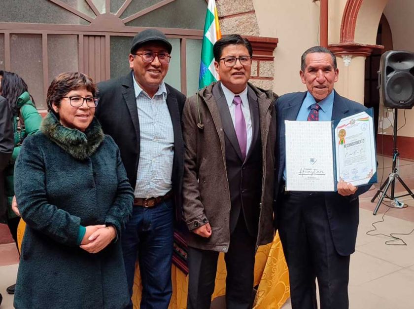 Reconocen a Cristóbal Corso Cruz