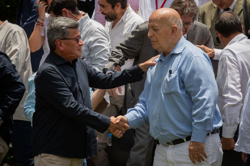 Gobierno y ELN: Un año de la negociación más próspera que vive sus peores momentos