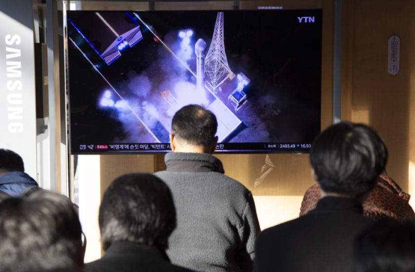 Japón confirma que Corea del Norte ha puesto correctamente en órbita un objeto