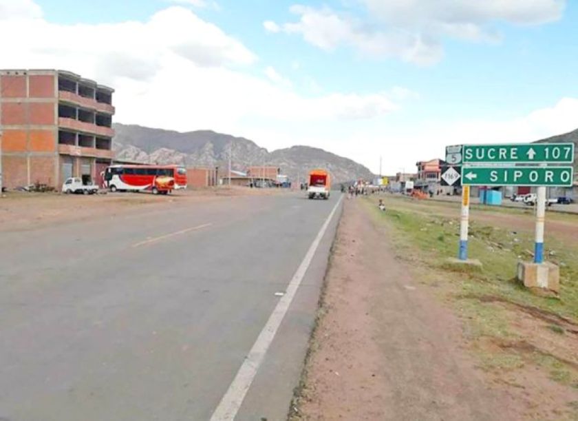 Policía y Tránsito toman recaudos para competencia automovilística entre Sucre y Potosí