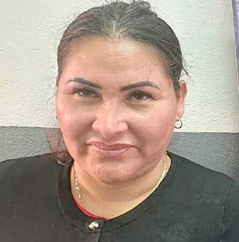 ¿Cómo logró la Tía Reyna sacar su carnet boliviano?