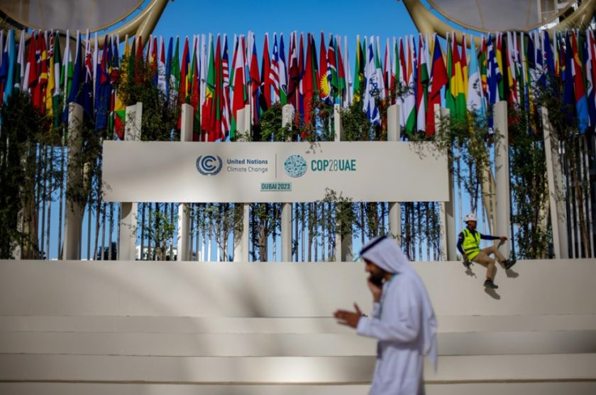 La COP28 aprueba poner en marcha el fondo de pérdidas y daños para los países vulnerables