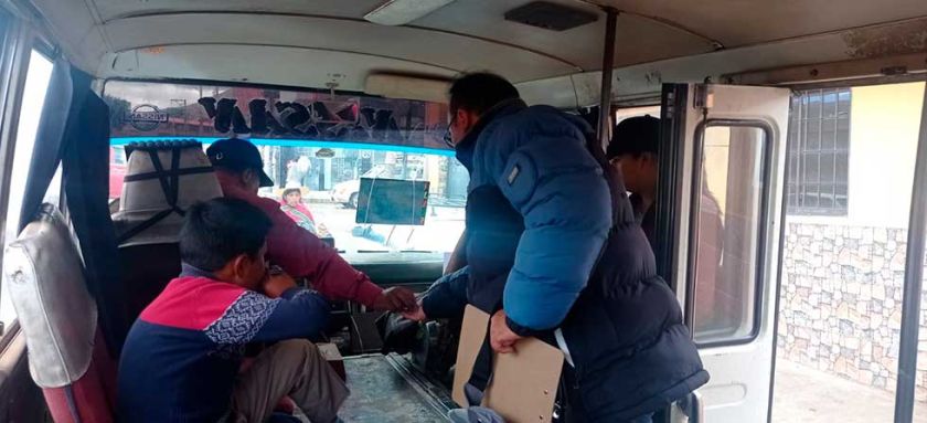 Choferes elevan precio del pasaje y los vecinos anuncian resistencia
