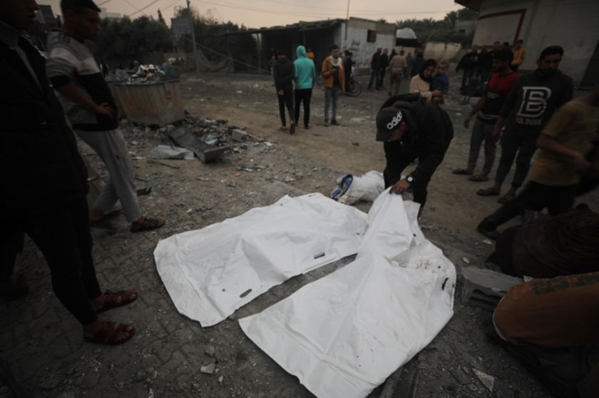 Israel ataca 250 “objetivos terroristas” en la Franja de Gaza, donde continúan los combates
