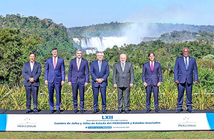 Bolivia será el único país en integrar dos bloques