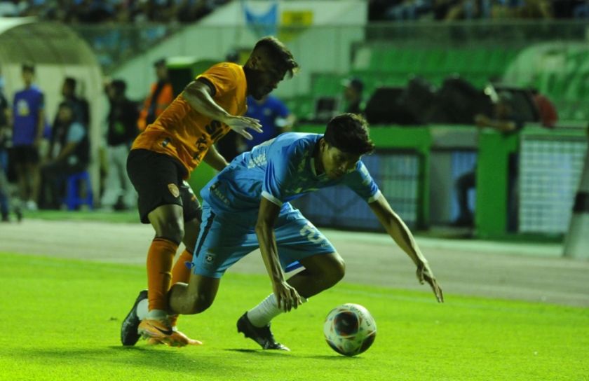 Royal Pari avanza a la semifinal tras dejar fuera de la carrera a Blooming