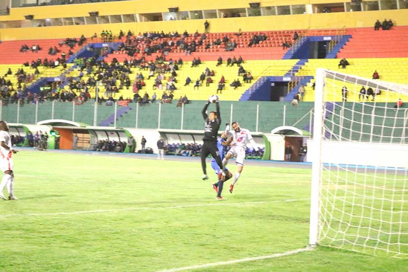 El meta Mauricio Adorno es el primer refuerzo de la banda roja