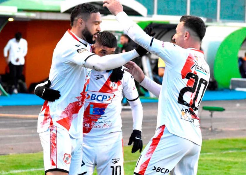 Nacional Potosí busca retener a su tridente ofensivo
