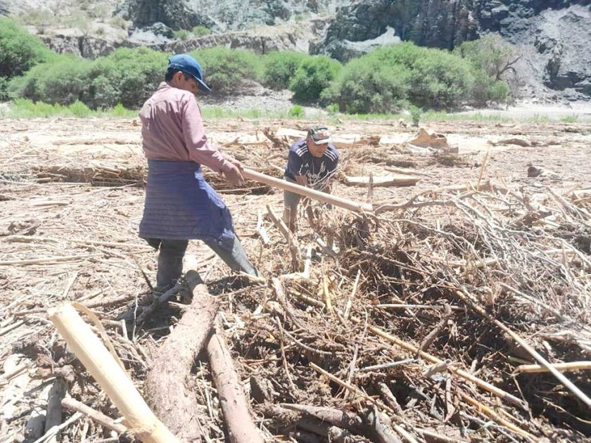 Hallan la tercera víctima que fue arrastrada por el río de Cotagaita