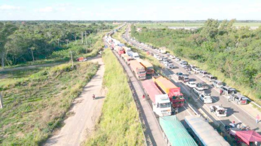 Plantean penalizar el bloqueo de carreteras con un proyecto de ley