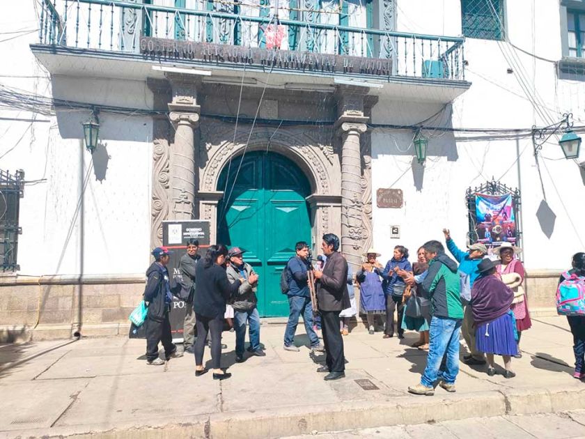 Piden evitar feria en el coliseo cerrado “Ciudad de Potosí”