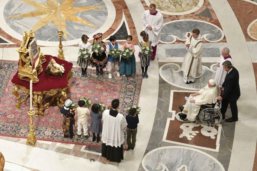 El Papa pide el fin de la guerra en Gaza y se liberen los rehenes en su mensaje de Navidad