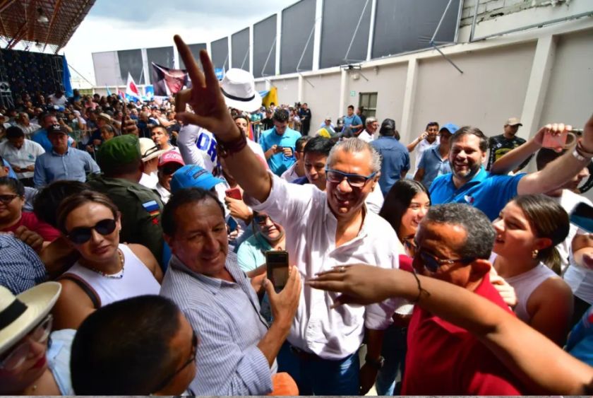 Glas, “huésped” de la Embajada de México en Ecuador, tendrá audiencia de pre-libertad 