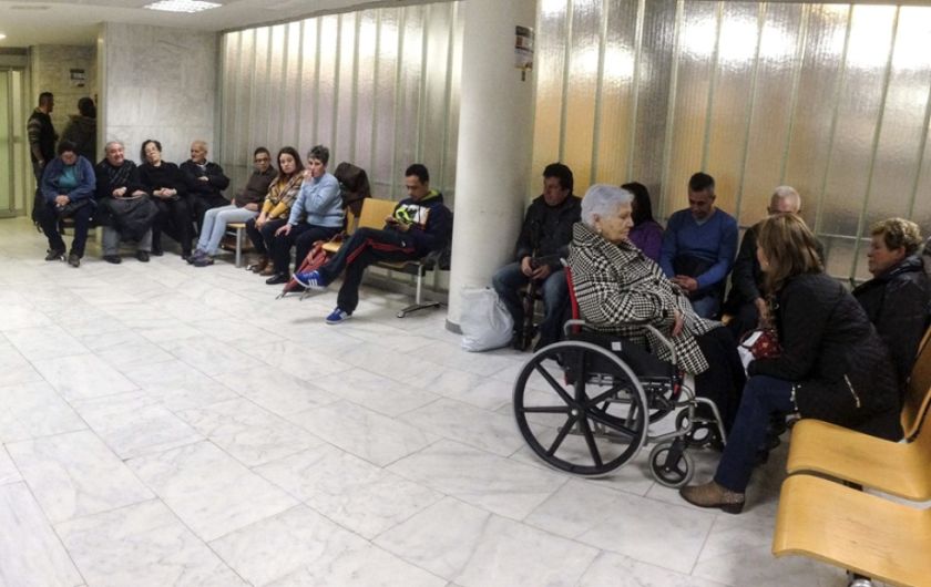 España: La gripe sigue escalando y se duplica en una semana