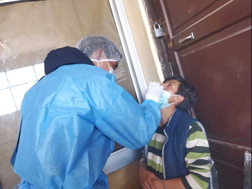 Advierten aumento de casos de resfríos y de coronavirus