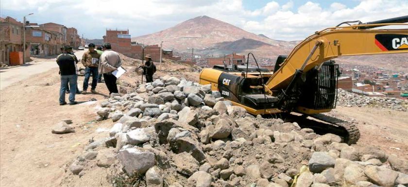 Alcaldía proyecta reducción de su personal y delegación de sus obras