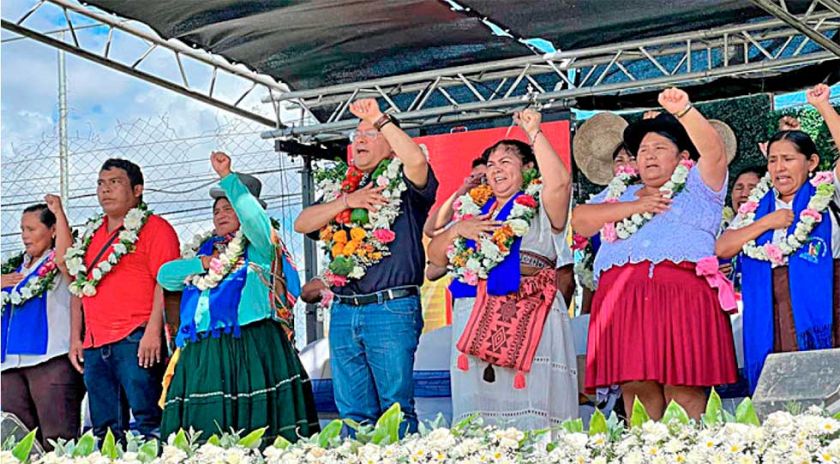 Las bartolinas reafirman apoyo político a Luis Arce