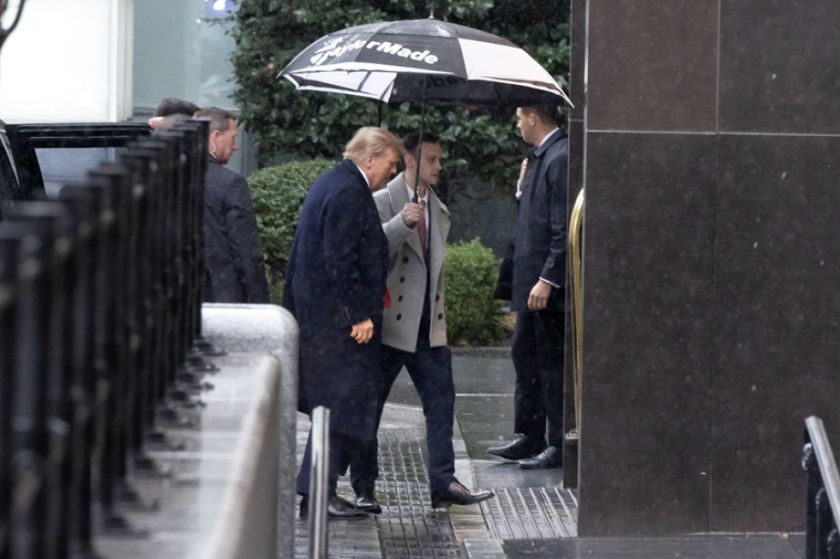 Trump choca con la corte que estudia si puede ir a juicio por el asalto al Capitolio