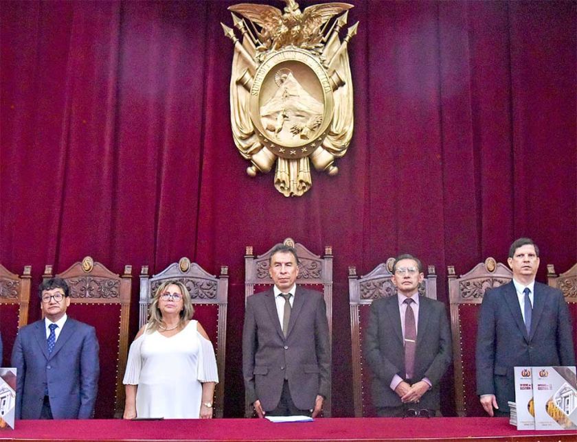 TSJ pide elecciones urgentes  para designar a magistrados