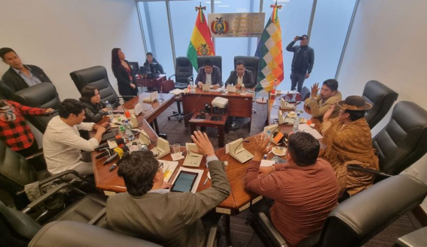 Oficialismo decide devolver proyecto de ley de elecciones judiciales al Senado