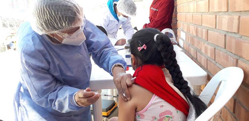 Piden acudir al vacunatorio del Bracamonte