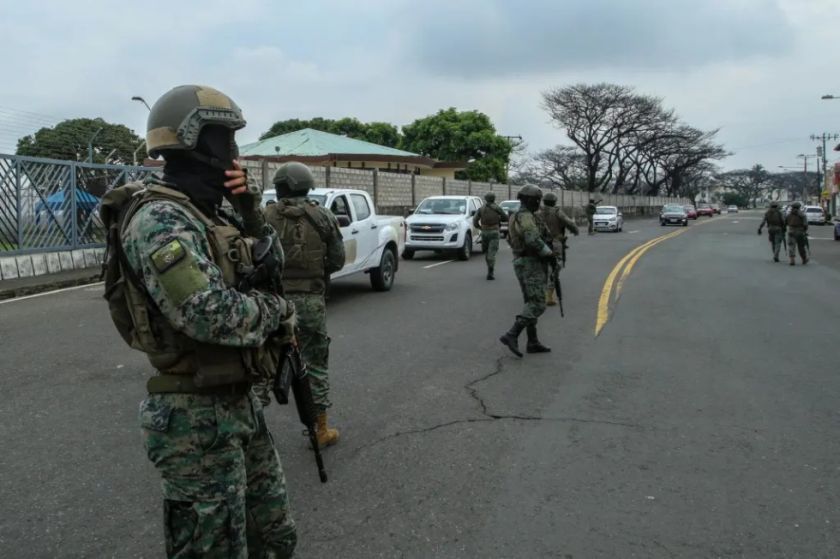 Hermetismo absoluto envuelve el retorno de la familia de narcotraficante prófugo a Ecuador