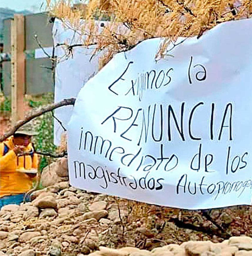 ‘Evistas’ bloquean en 5 puntos  con epicentro en Cochabamba