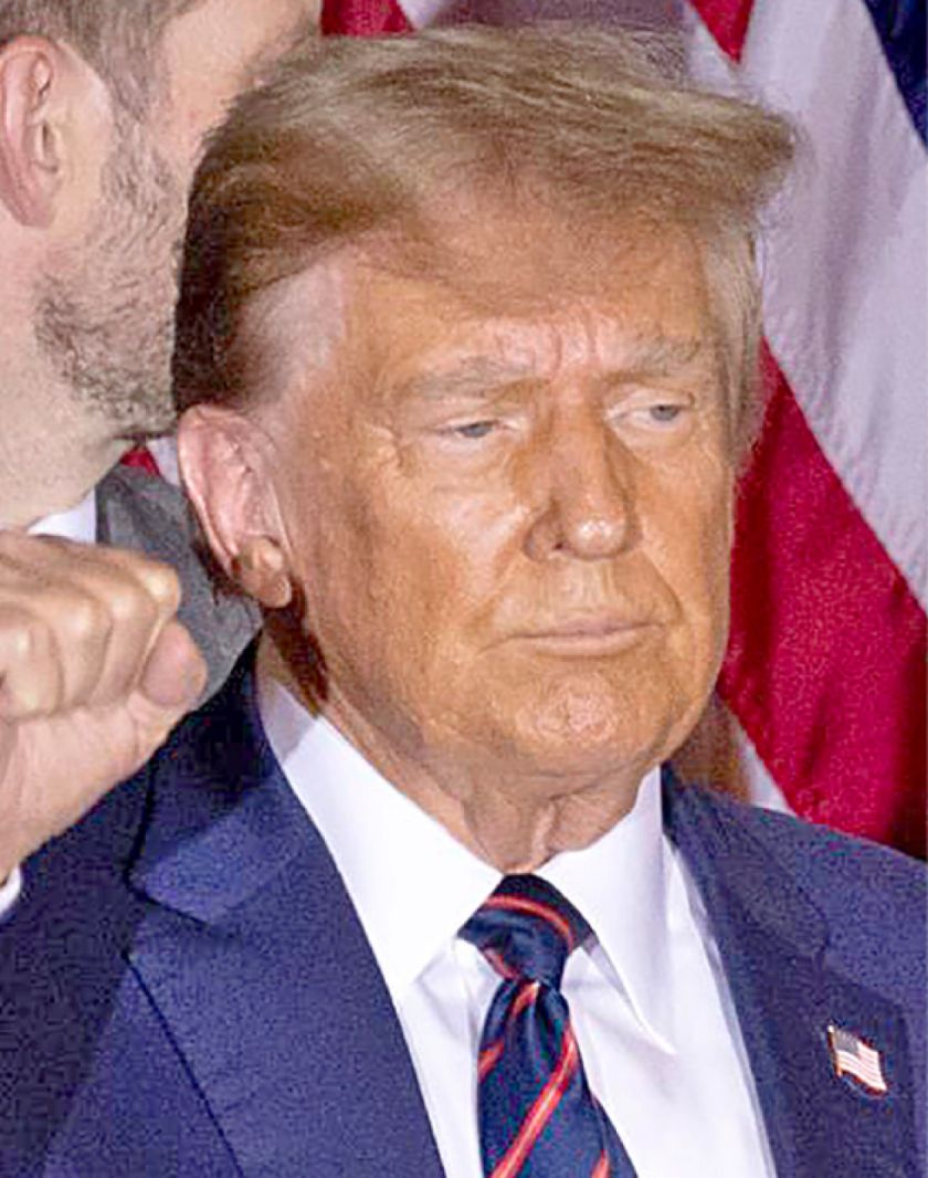 Trump triunfa en primarias de Hampshire