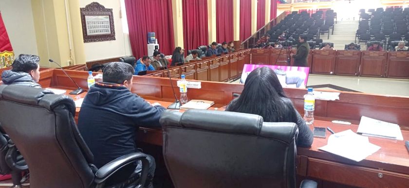 “Evistas” presionan para cambiar al gobernador elegido en la ALD