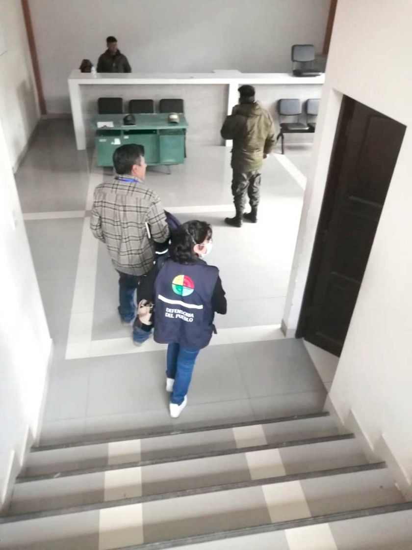 Liberan a menor y adulta mayor tras la aprehensión en bloqueo