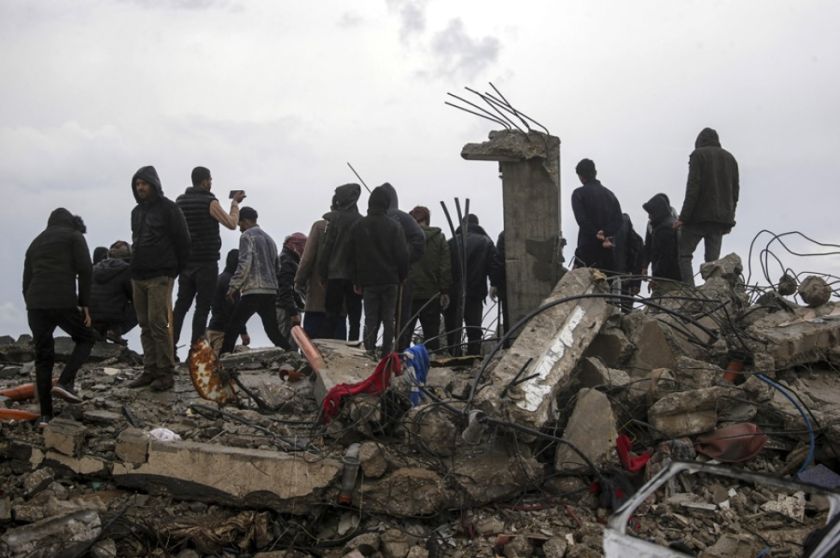 Reportan fuertes combates en el norte de Gaza, mientras Israel mantiene su ofensiva en el sur el y norte de la Franja