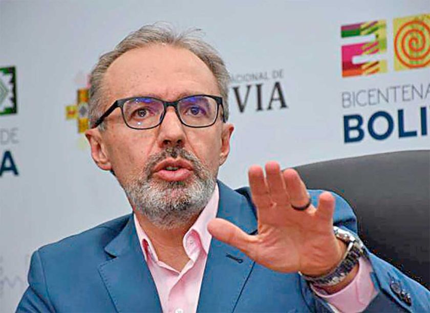 El Gobierno dice que Evo utiliza  el litio para buscar su reelección