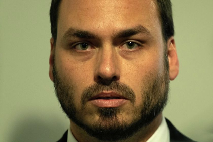 Registran la casa y el despacho de uno de los hijos de Jair Bolsonaro por espionaje ilegal