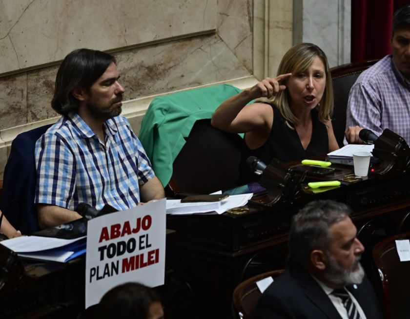El peronismo dilata el inicio del debate de la ‘ley ómnibus’ del Gobierno de Milei
