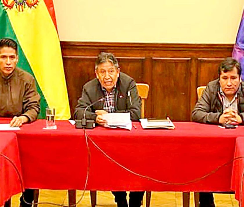 Partidos intentan zanjar  hoy ley de convocatoria