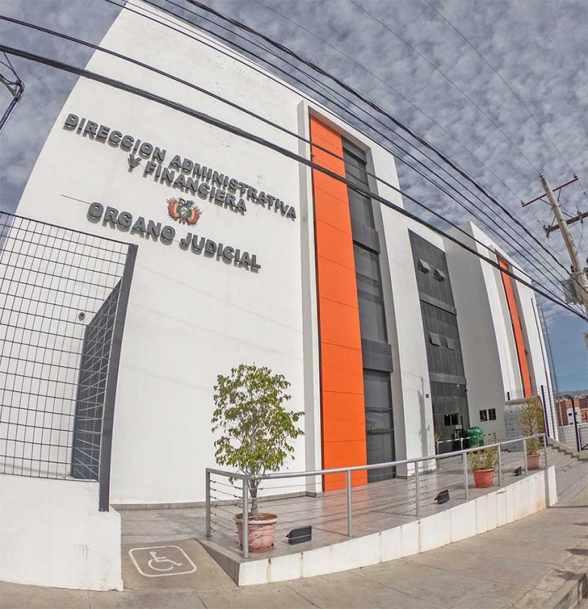 TSJ cesa de funciones al director de la DGAF 